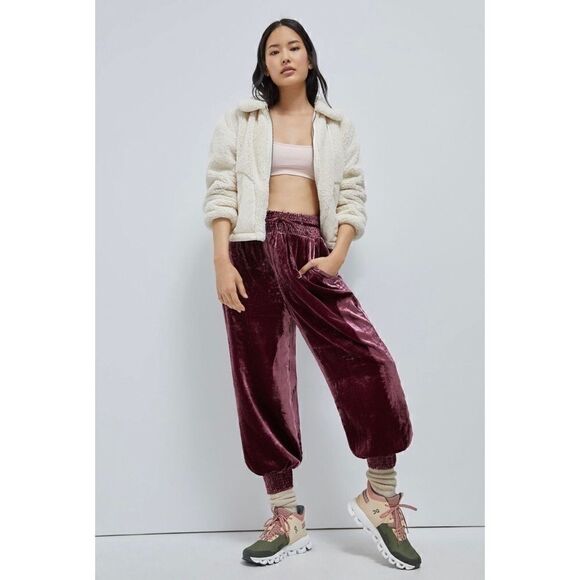 NEW Anthropologie Gloria Belted Smocked Velvet Jogger Lounge Pant X-Small Petite - Picture 2 of 5